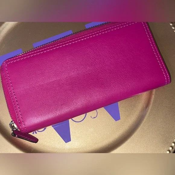 Coach Legacy Fuchsia Pink Leather Slim Zip-Around Wallet NWOT with dust bag Rare - Picture 7 of 15